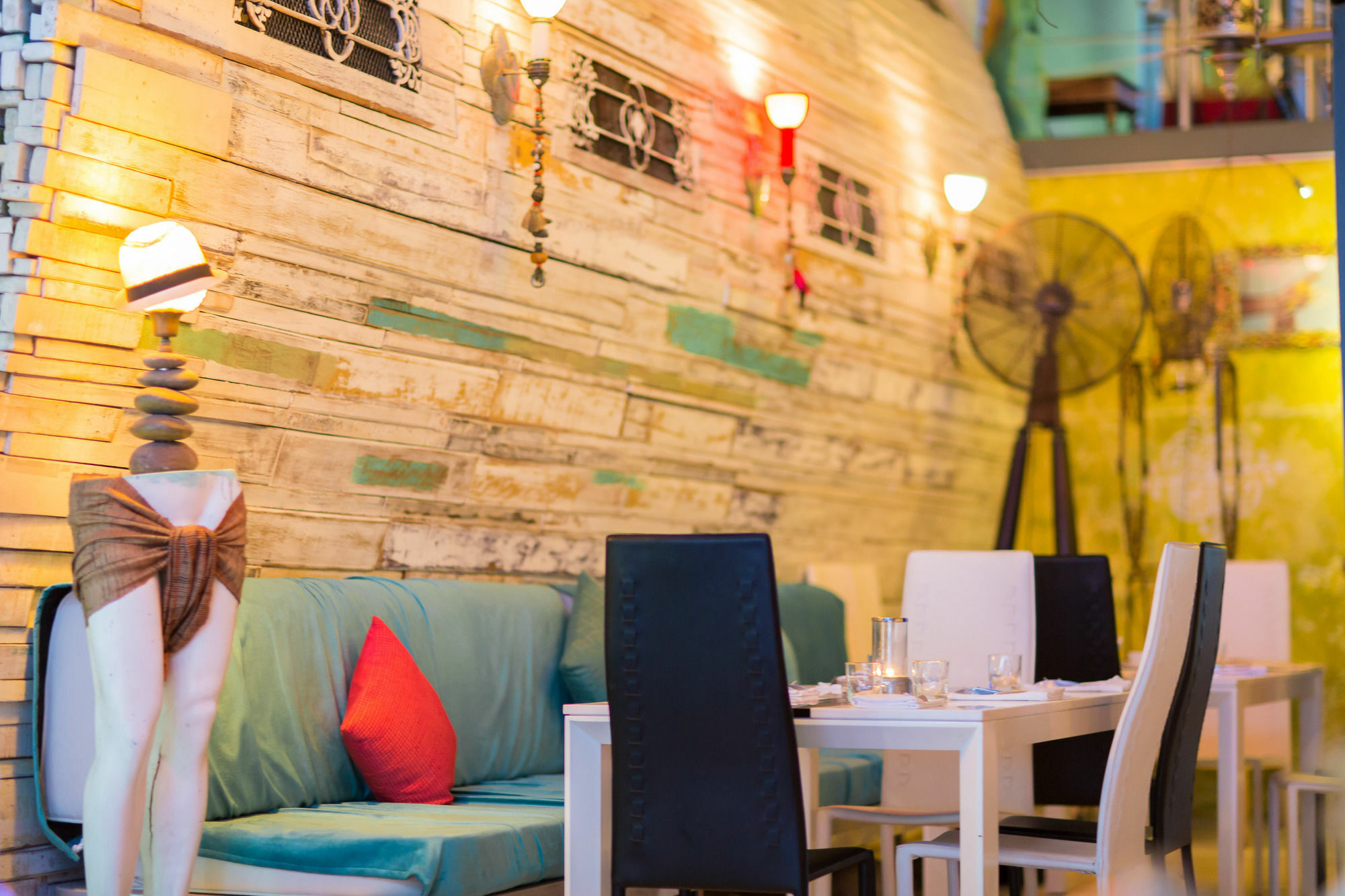 Barefoot Hotel Kalim Beach Front Patong Buitenkant foto