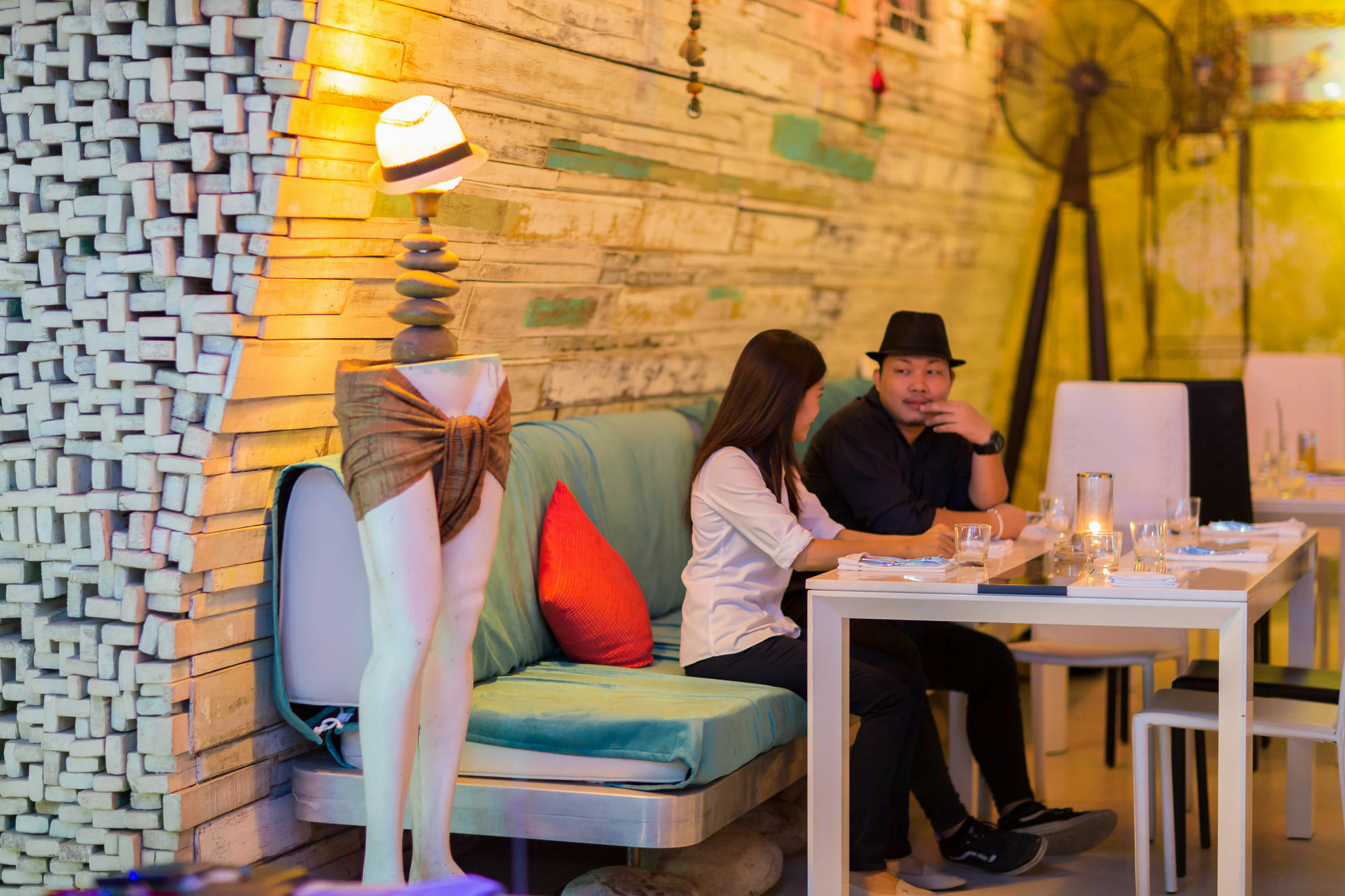 Barefoot Hotel Kalim Beach Front Patong Buitenkant foto